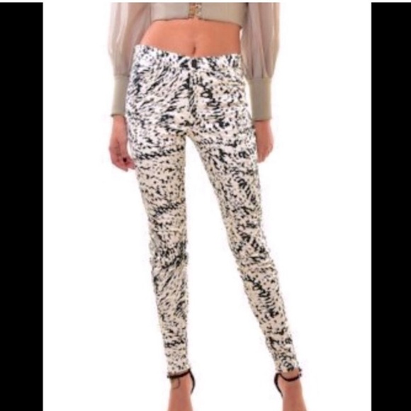 Euc J Brand skinny jeans - Picture 2 of 8